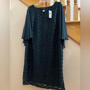 Women’s Formal Dress Plus Size 16W Dark Green Connected Apparel Sequin Cape NWT